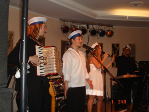 George Jackson Band spinnt Seemannsgarn